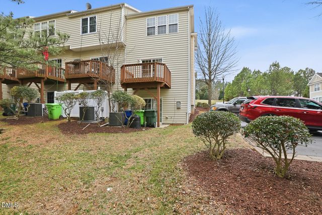 7612 Canvas Art Terrace, Raleigh, NC 27617