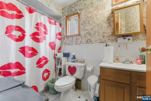 597 5th Street, Newark, NJ 07107