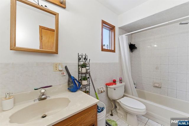 597 5th Street, Newark, NJ 07107