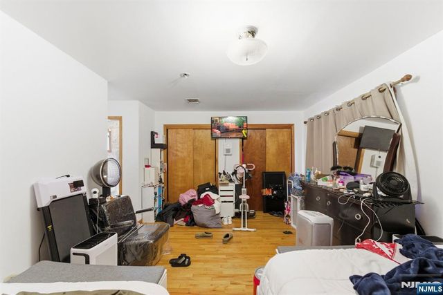 597 5th Street, Newark, NJ 07107