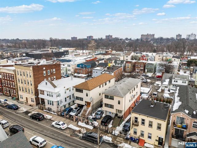 597 5th Street, Newark, NJ 07107