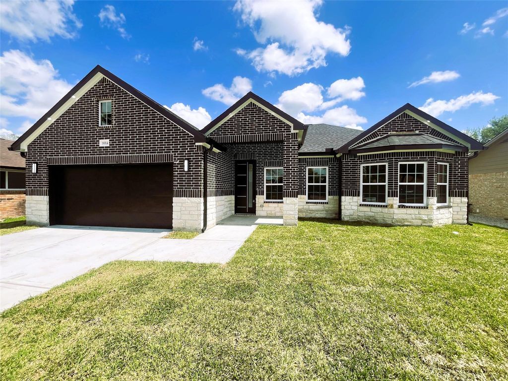 8914 Ivy Spring Lane, Houston, TX 77088