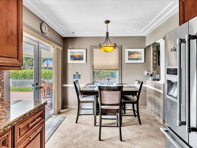 5180 SW 13th Street, Plantation, FL 33317