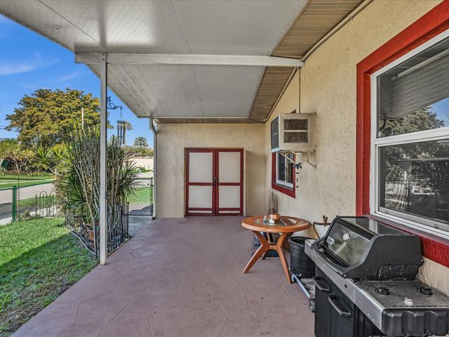 5180 SW 13th Street, Plantation, FL 33317