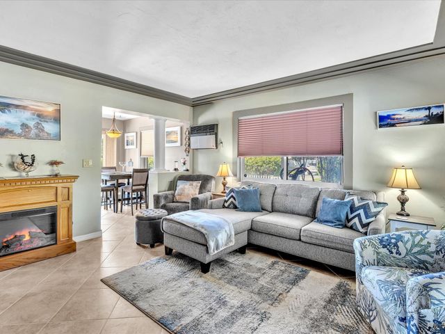 5180 SW 13th Street, Plantation, FL 33317