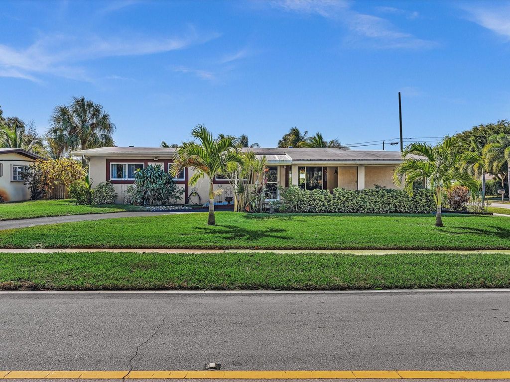 5180 SW 13th Street, Plantation, FL 33317