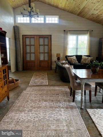 867 KIBLER RD, Quicksburg, VA 22847