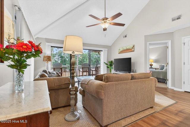 804 Colony Place 4e, Sunset Beach, NC 28468