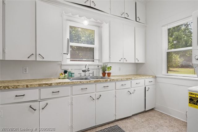 1700 W Street, Fort Smith, AR 72901