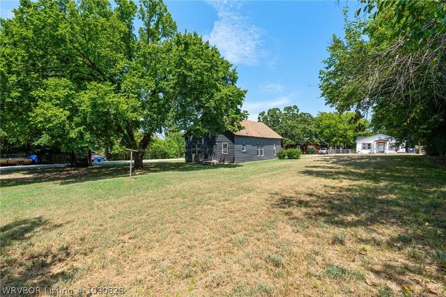 1700 W Street, Fort Smith, AR 72901