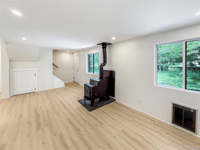 9 Lake Drive, Parksville, NY 12768