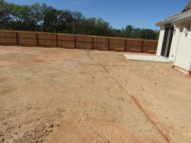 516 Bellflower Cir, Ione, CA 95640