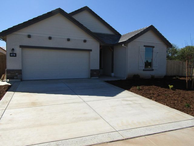 516 Bellflower Cir, Ione, CA 95640