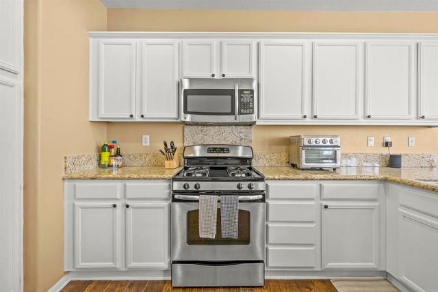 31937 Red Pine Way 80, Temecula, CA 92592