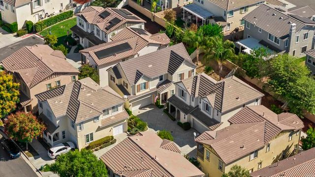 31937 Red Pine Way 80, Temecula, CA 92592