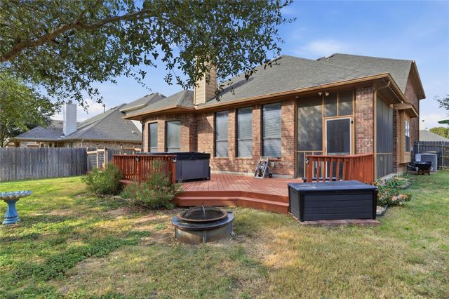 250 Tarbox Brown DR, Buda, TX 78610