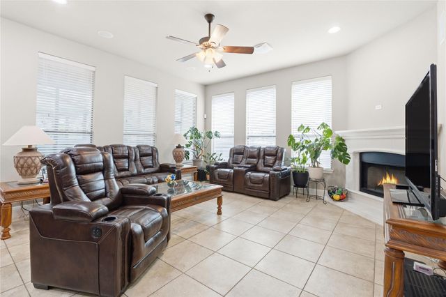 250 Tarbox Brown DR, Buda, TX 78610