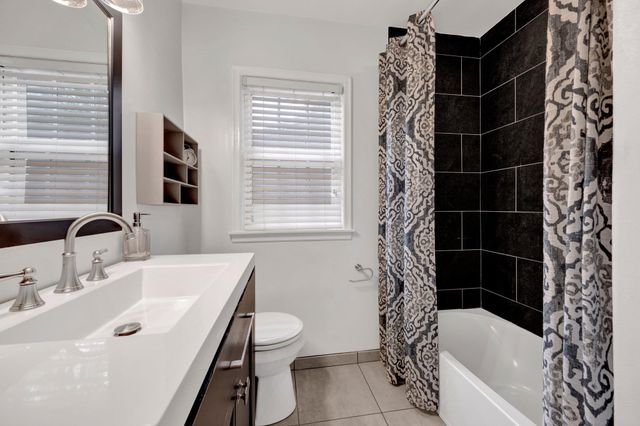 5238 PEG LN, Memphis, TN 38117