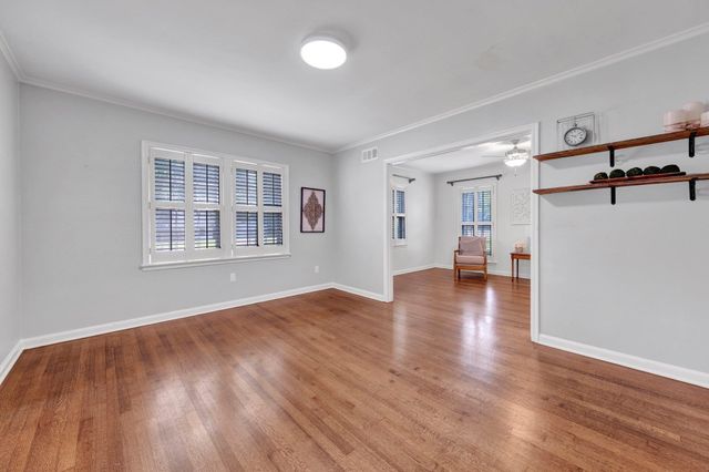 5238 PEG LN, Memphis, TN 38117