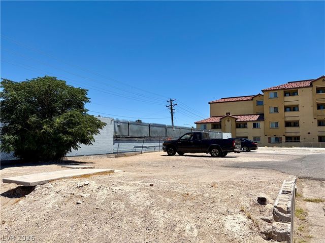 224 North Maryland Parkway, Las Vegas, NV 89101