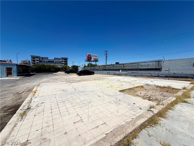 224 North Maryland Parkway, Las Vegas, NV 89101