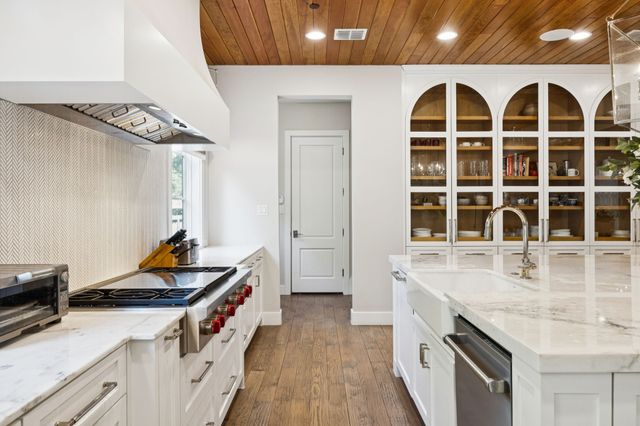 3548 McFarlin Boulevard, University Park, TX 75205