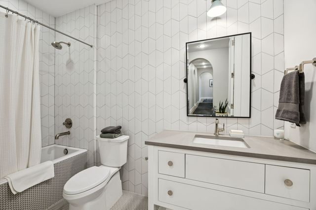 3548 McFarlin Boulevard, University Park, TX 75205