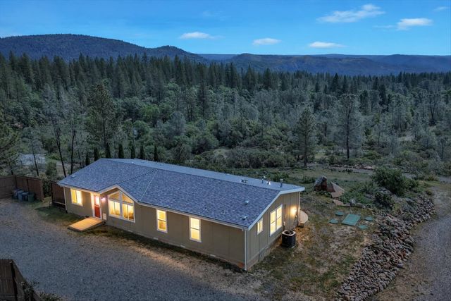 13886 Meadow Valley Rd, Dobbins, CA 95935