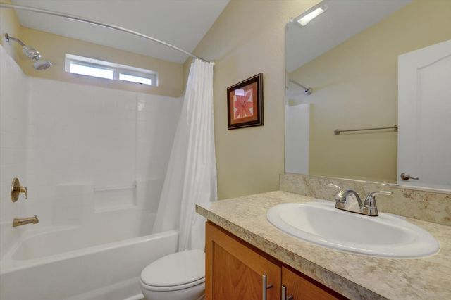 13886 Meadow Valley Rd, Dobbins, CA 95935