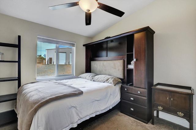 13886 Meadow Valley Rd, Dobbins, CA 95935