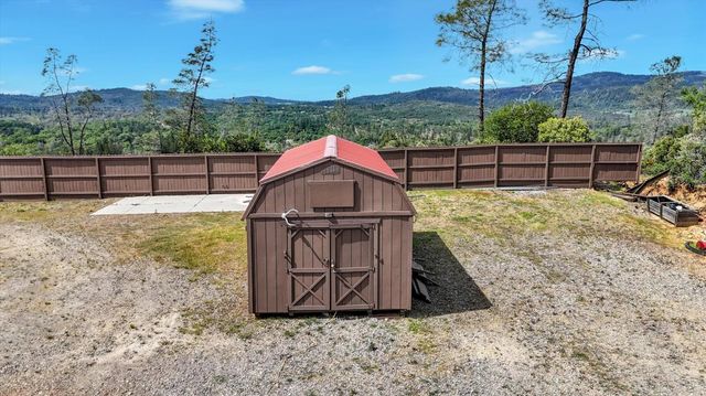 13886 Meadow Valley Rd, Dobbins, CA 95935