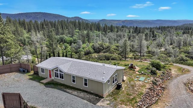 13886 Meadow Valley Rd, Dobbins, CA 95935