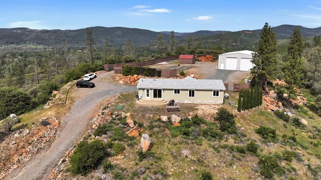 13886 Meadow Valley Rd, Dobbins, CA 95935