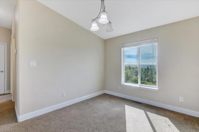 13886 Meadow Valley Rd, Dobbins, CA 95935