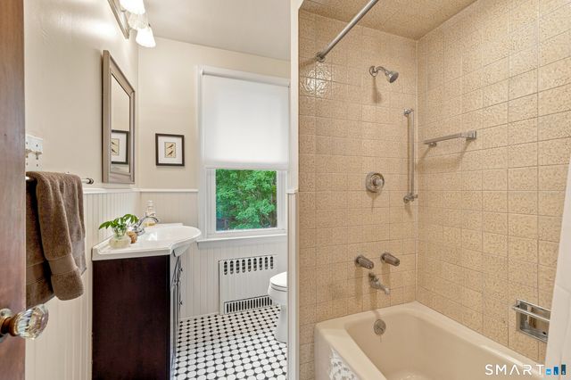 382 Yale Avenue, New Haven, CT 06515