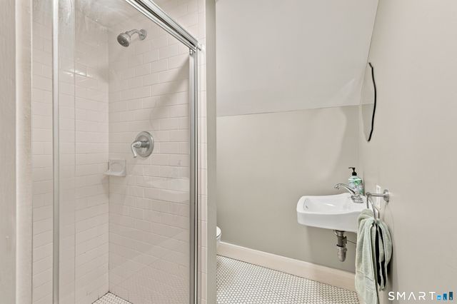 382 Yale Avenue, New Haven, CT 06515