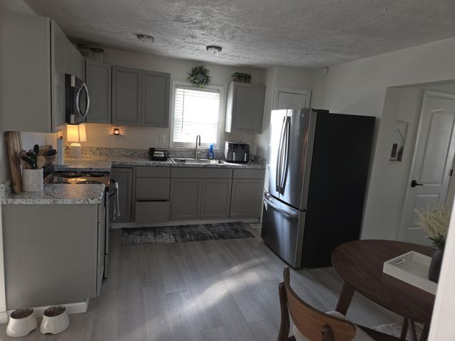 5205 Fike Road, Waco, KY 40385