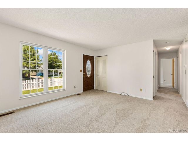 946 W Willow St, Louisville, CO 80027