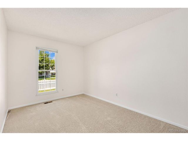 946 W Willow St, Louisville, CO 80027