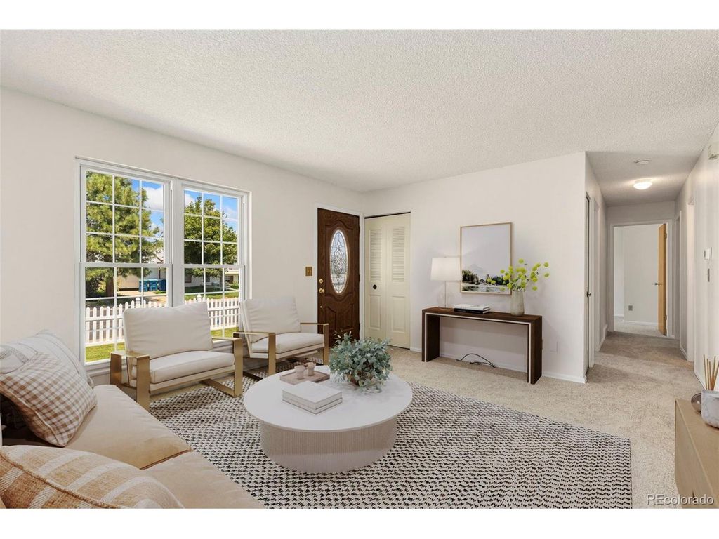 946 W Willow St, Louisville, CO 80027