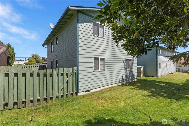 1113 SE 6th Avenue, Oak Harbor, WA 98277