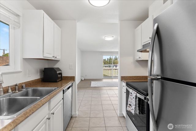 1113 SE 6th Avenue, Oak Harbor, WA 98277