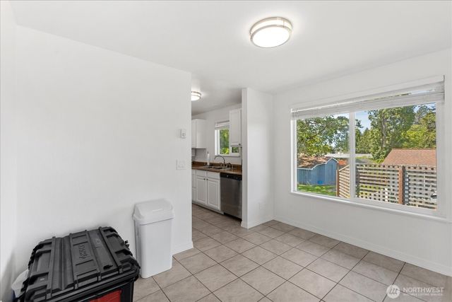 1113 SE 6th Avenue, Oak Harbor, WA 98277
