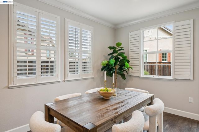 380 Elworthy Ranch Cir, Danville, CA 94526