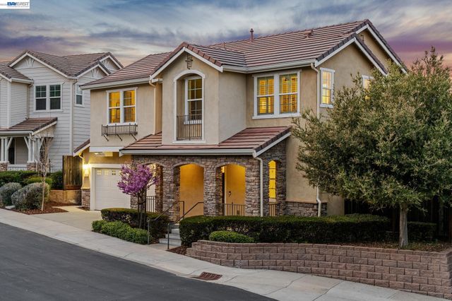 380 Elworthy Ranch Cir, Danville, CA 94526