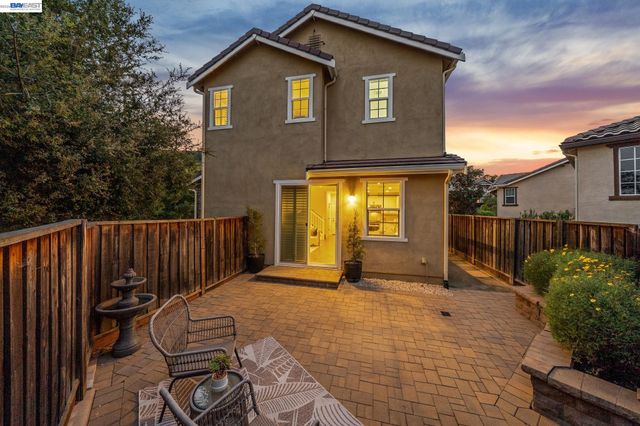 380 Elworthy Ranch Cir, Danville, CA 94526