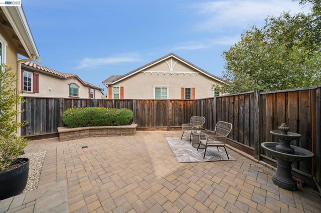 380 Elworthy Ranch Cir, Danville, CA 94526