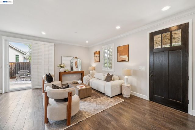 380 Elworthy Ranch Cir, Danville, CA 94526