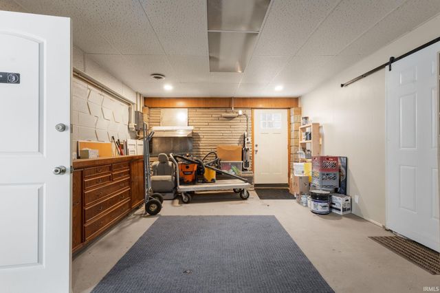 19617 Cleveland Road, South Bend, IN 46637