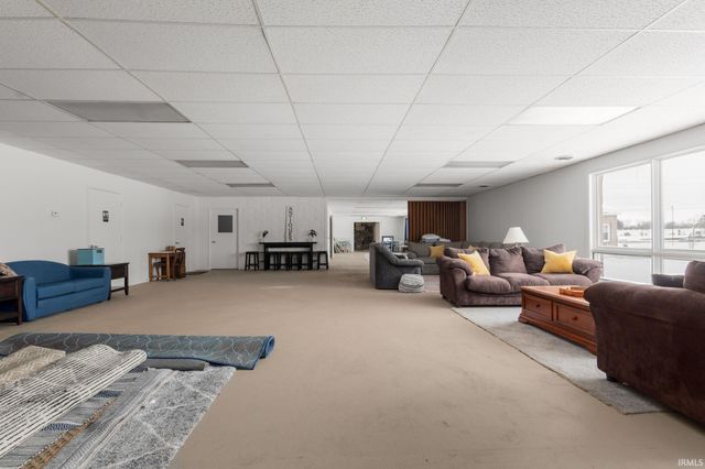 19617 Cleveland Road, South Bend, IN 46637